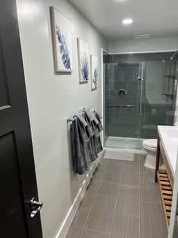 Einerlei Suite Apartment
