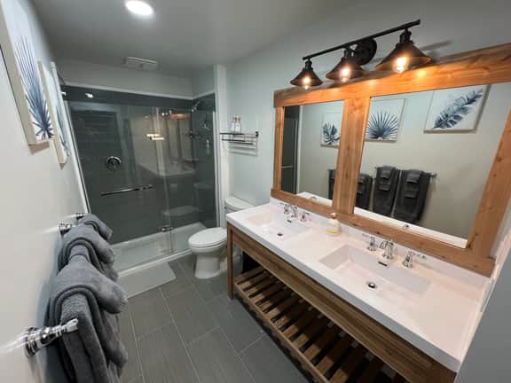 Einerlei Suite Apartment