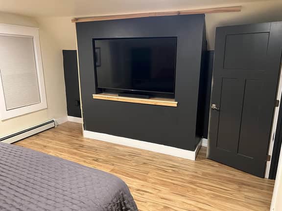 Hamar Suite - Image 2